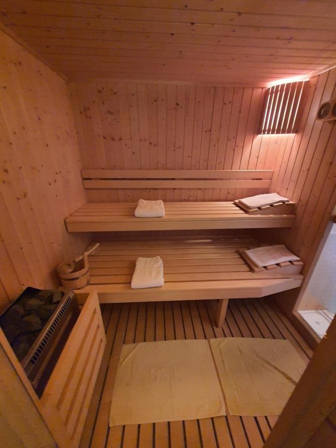 Ty La Source Bed & Breakfast Plestin-les-Grèves Екстериор снимка